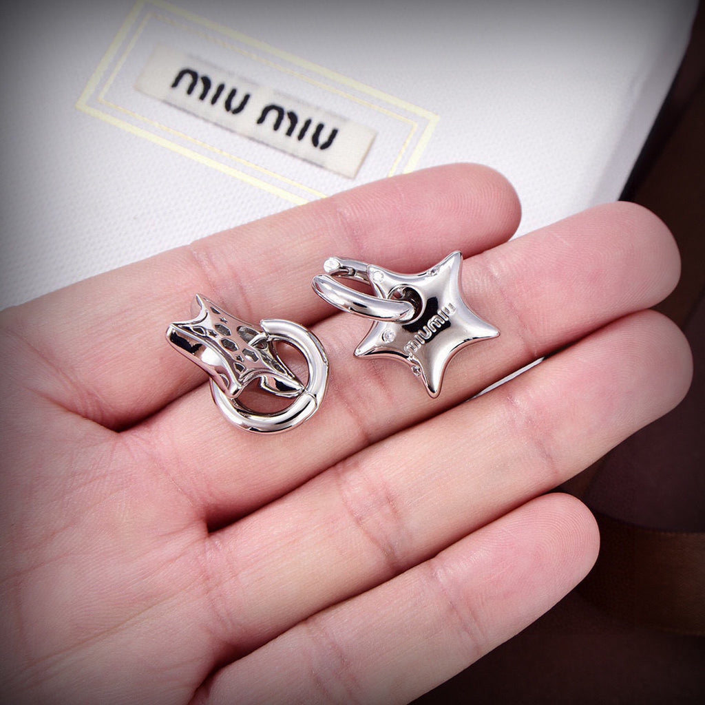 Elegant Starfish Earrings – High-Quality Craftsmanship