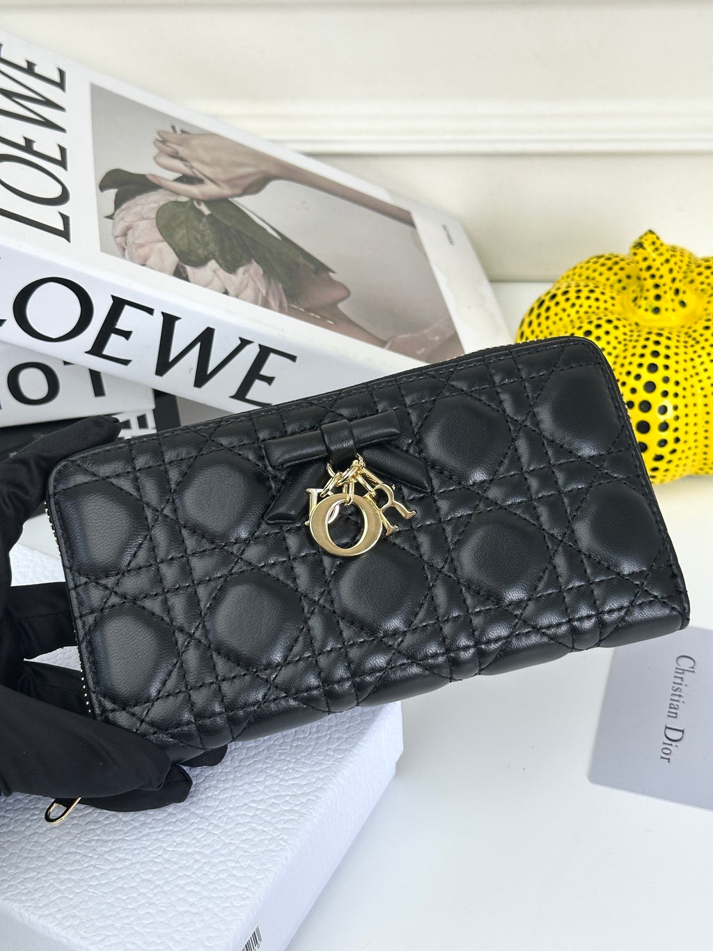 D Bow Logo Card Holder | S2867/ S2866| Lambskin |