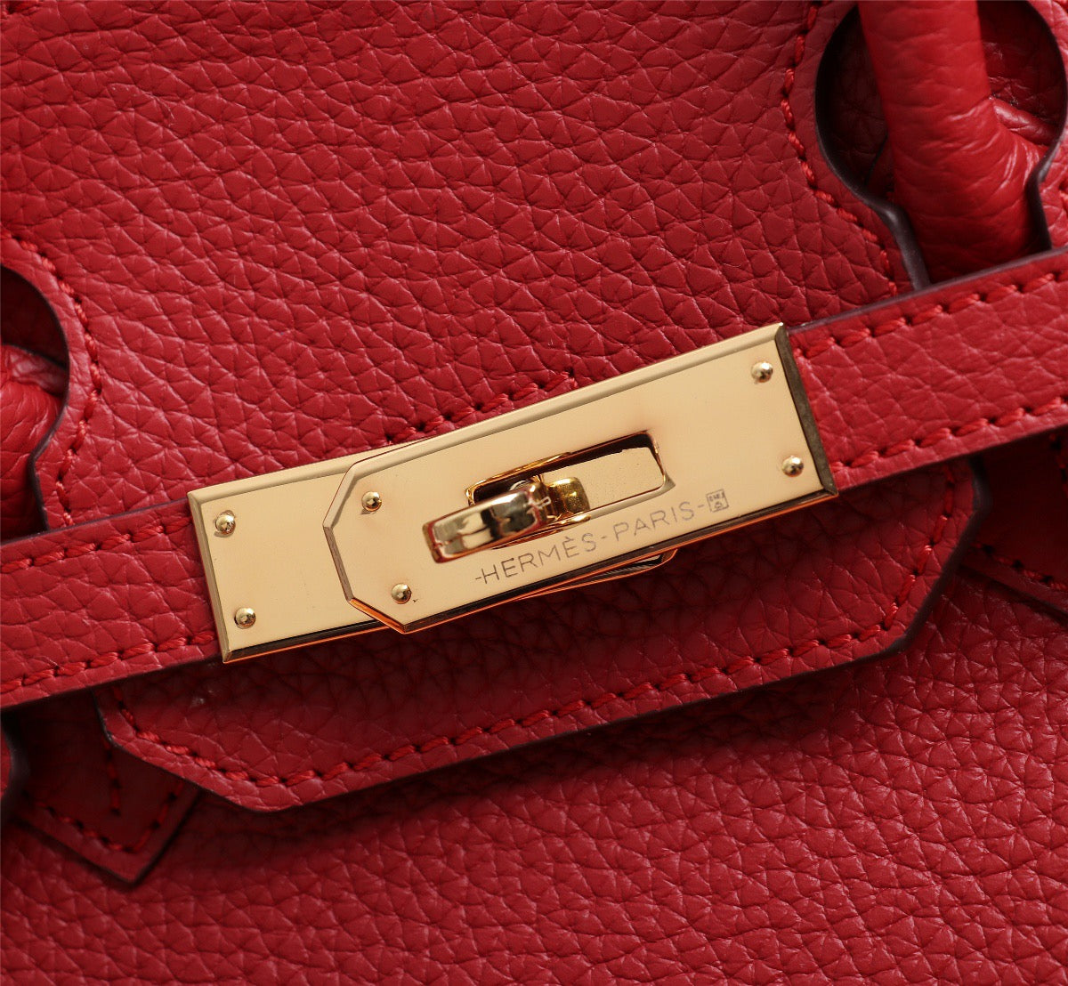Elegant Togo-Textured Leather Handbag – Premium Craftsmanship