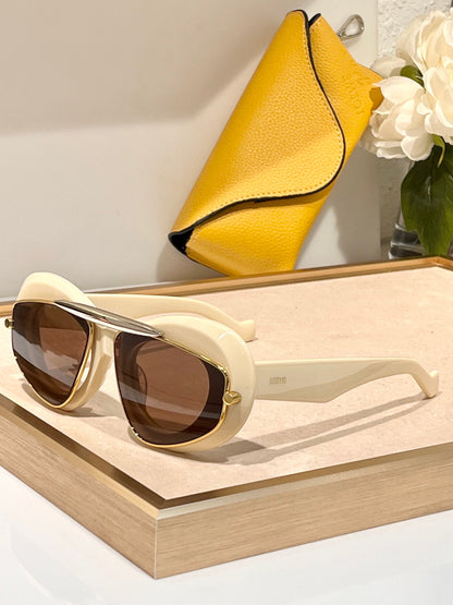 Discover Style and Protection: LO*E*WE Cateye Sunglasses