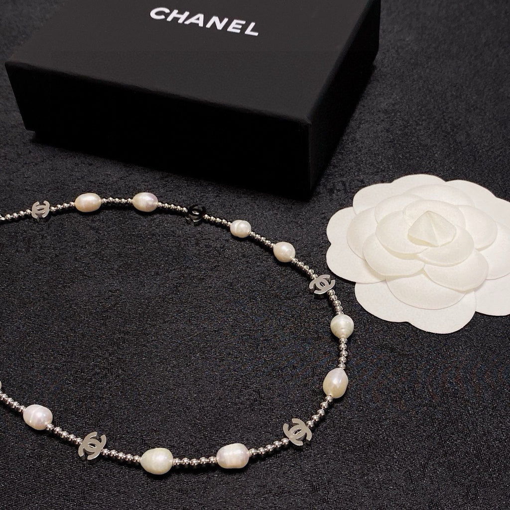 Natural Freshwater Pearl Necklace