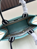 D Vintage Artistic Embroidered Tote Bag