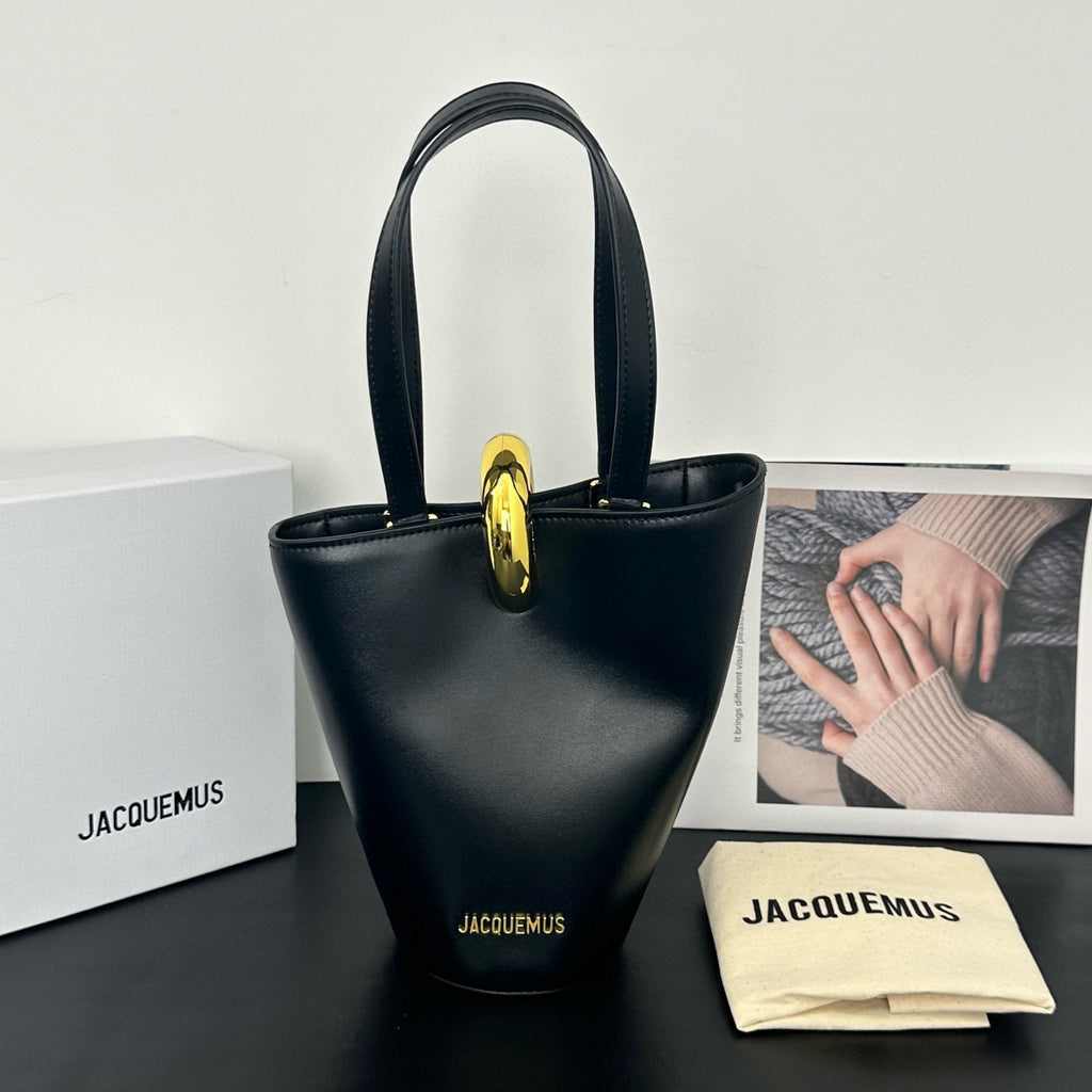 JACQ Bucket Bag