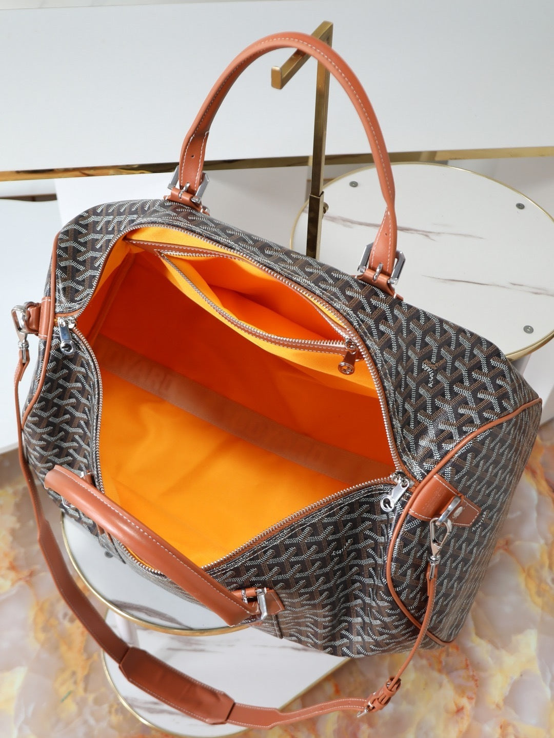 The BOSTON 50 Traveler (Premium Quality)