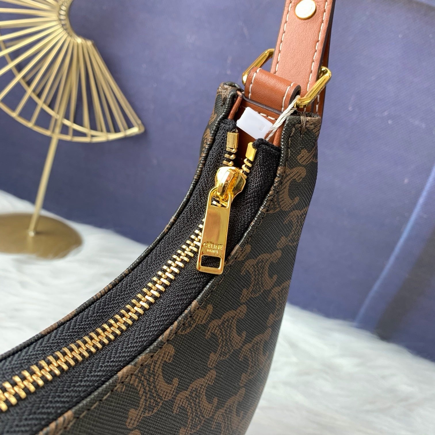 C293952 Underarm Bag