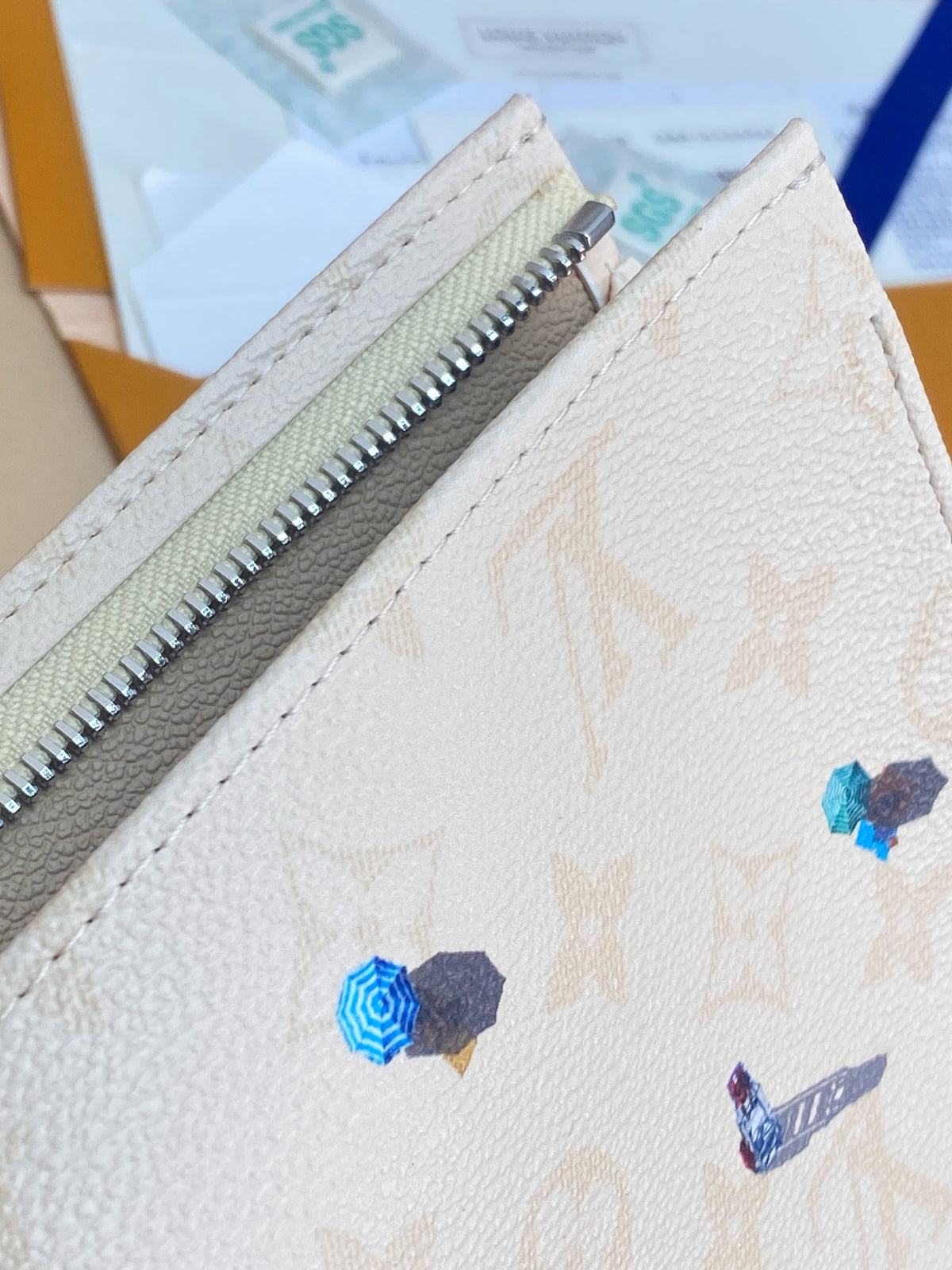 Poche Toilette GM Beach Bag | 2A499| Premium quality