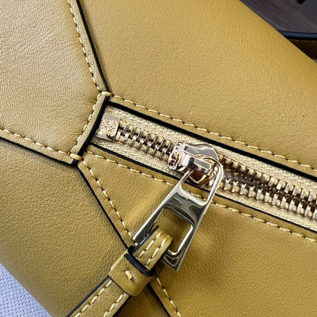 Premium Geometric Soft Leather Shoulder Bag – DSX