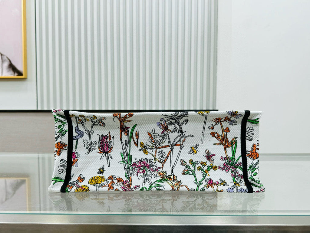 D Book Tote ( WHITE FLORAL)