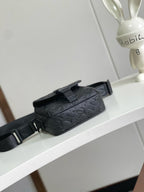 Premium Messenger Bag – Versatile & Stylish