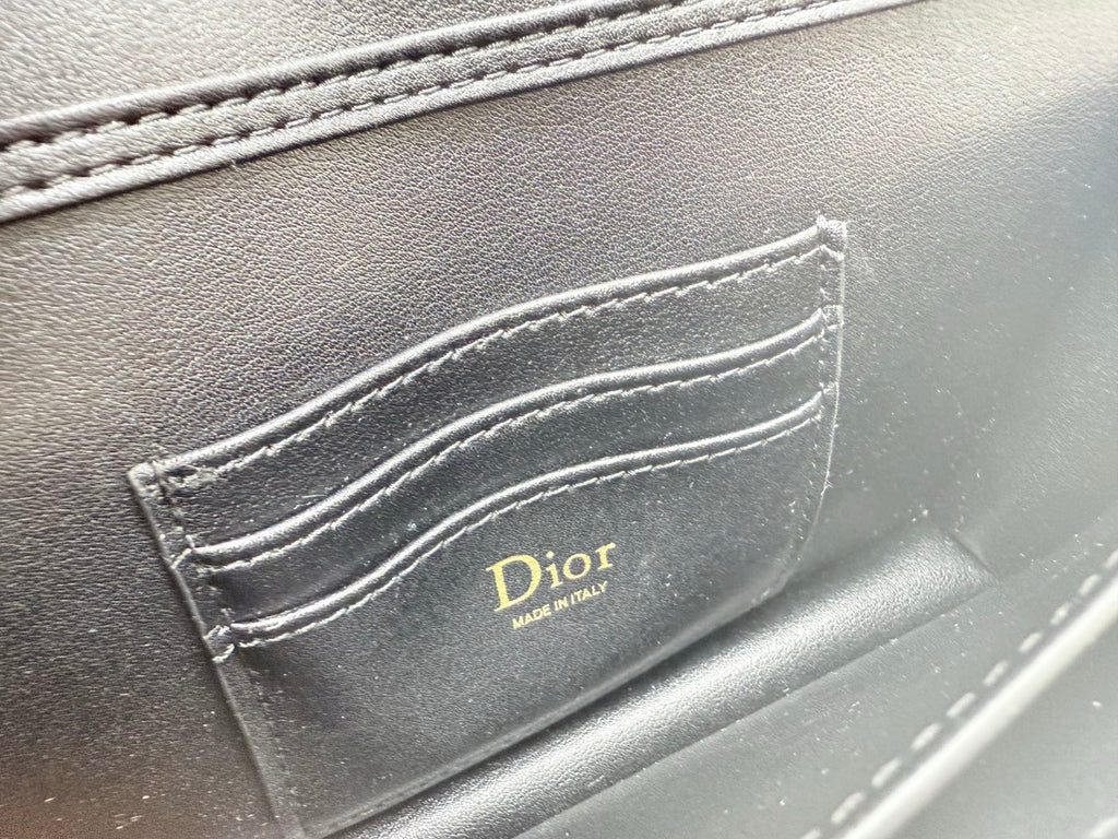 D Bow Top Handle Crossbody Bag