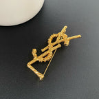 Y Gold Letter Brooch