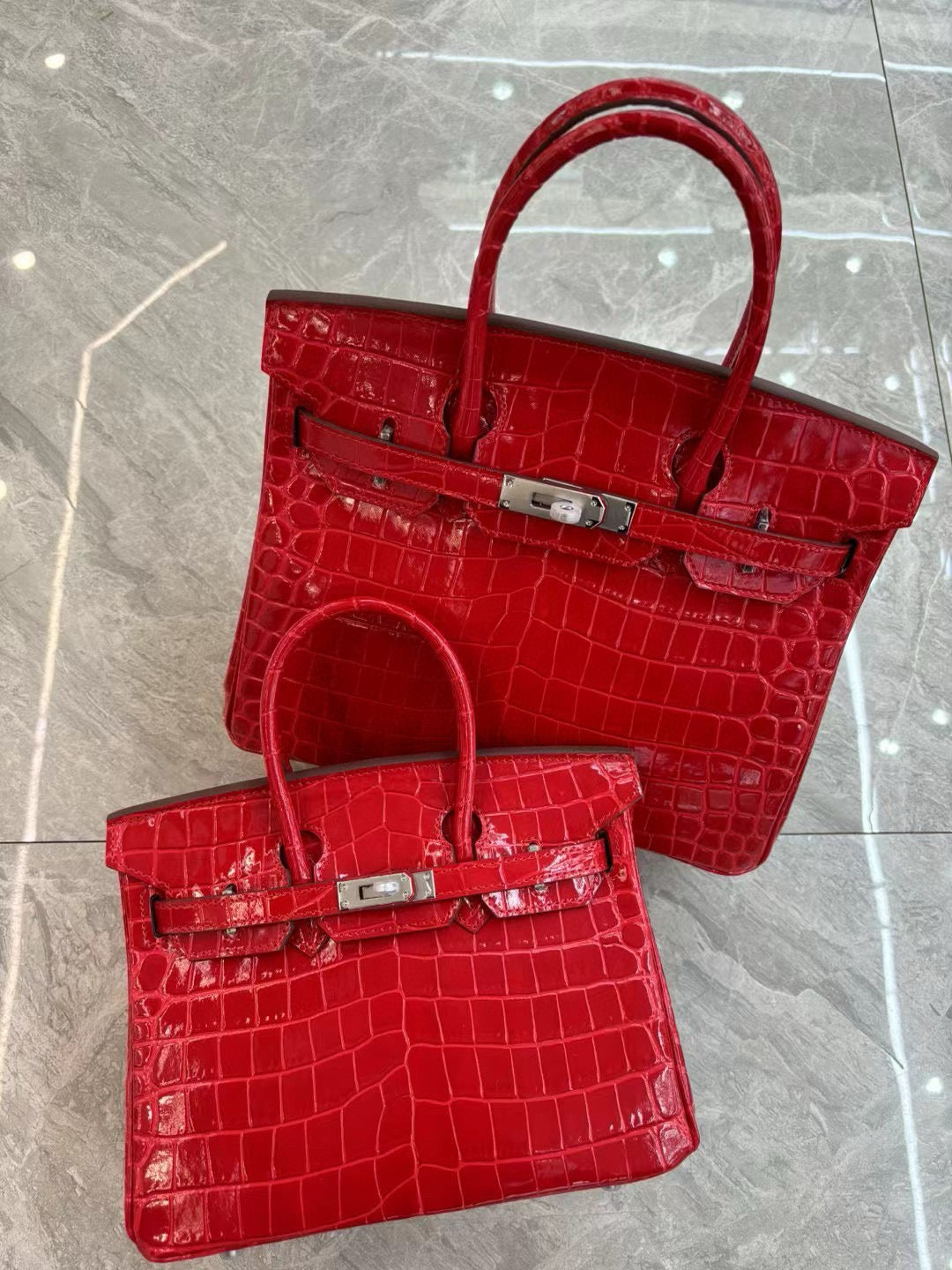 Her*mes Crocodile Pattern Birkin Bag