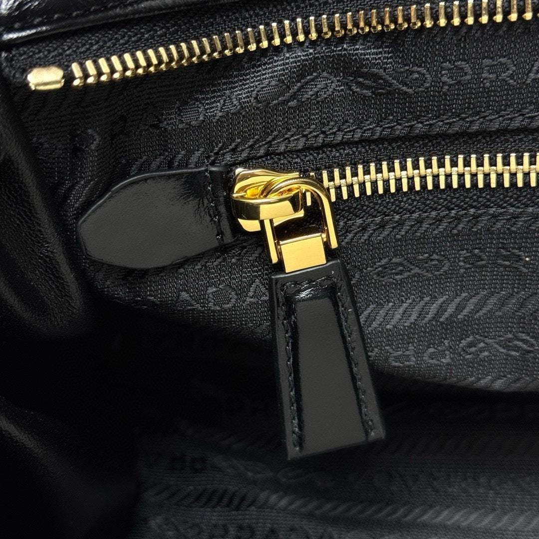 LusSolf Wax Leather Bag | 1BA-426 | Premium Quality