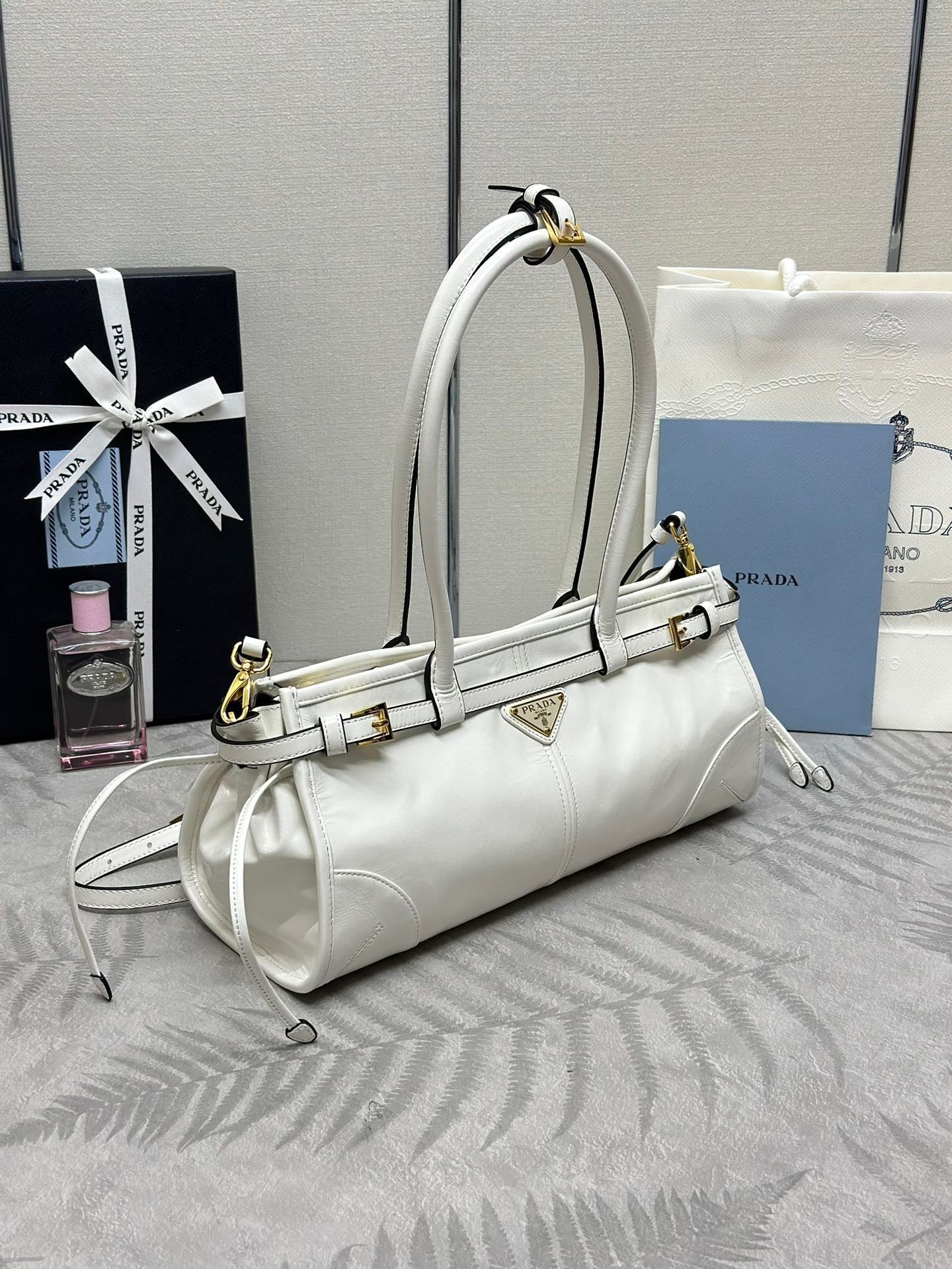 Soft Lux Vintage-Inspired Handbag [Premium Quality 🥇]