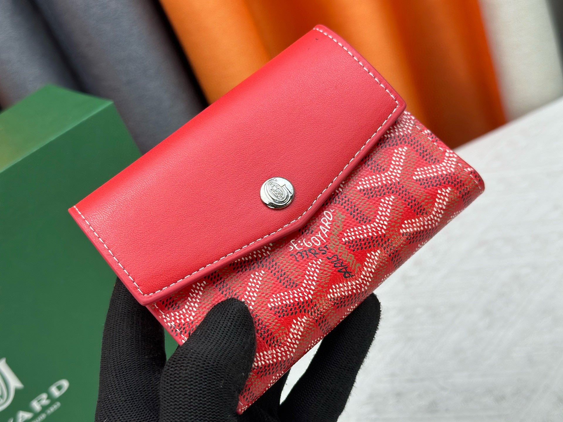 Classic Tri-Fold Wallet & Card Holder