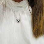 Cat Fine Jewelry Necklace | Tsavorite &amp; Sapphire | 925 Silver & 18K Gold