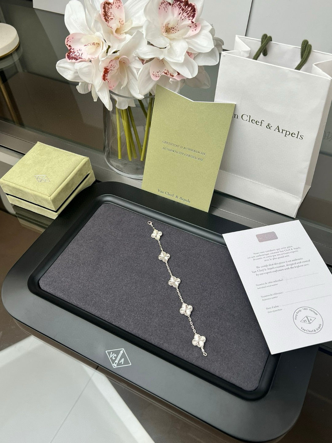 Laser-Engraved Five-Flower Bracelet (Premium quality)