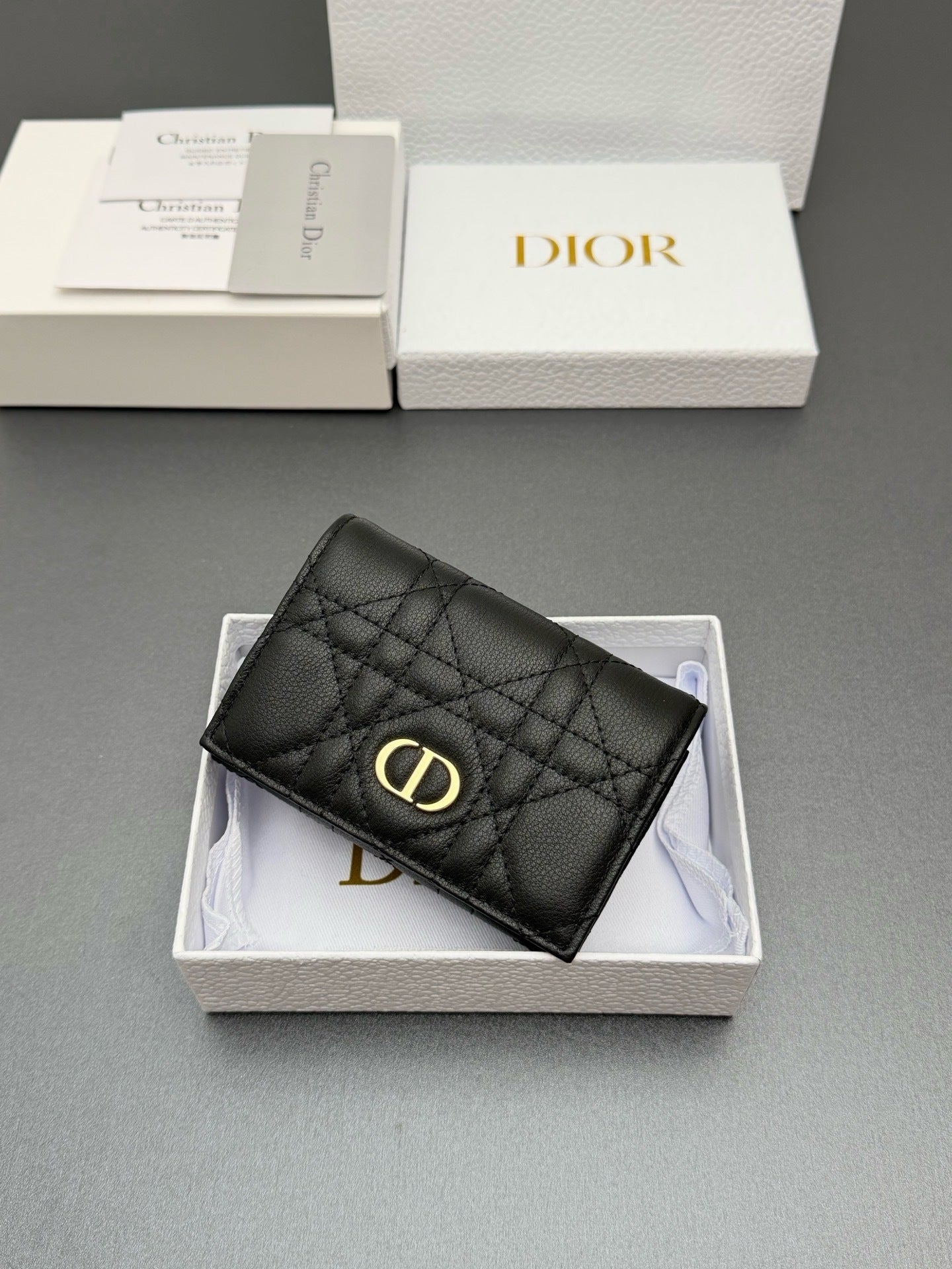 Cato Glycine Quilted Leather Wallet  (Premium Quality )