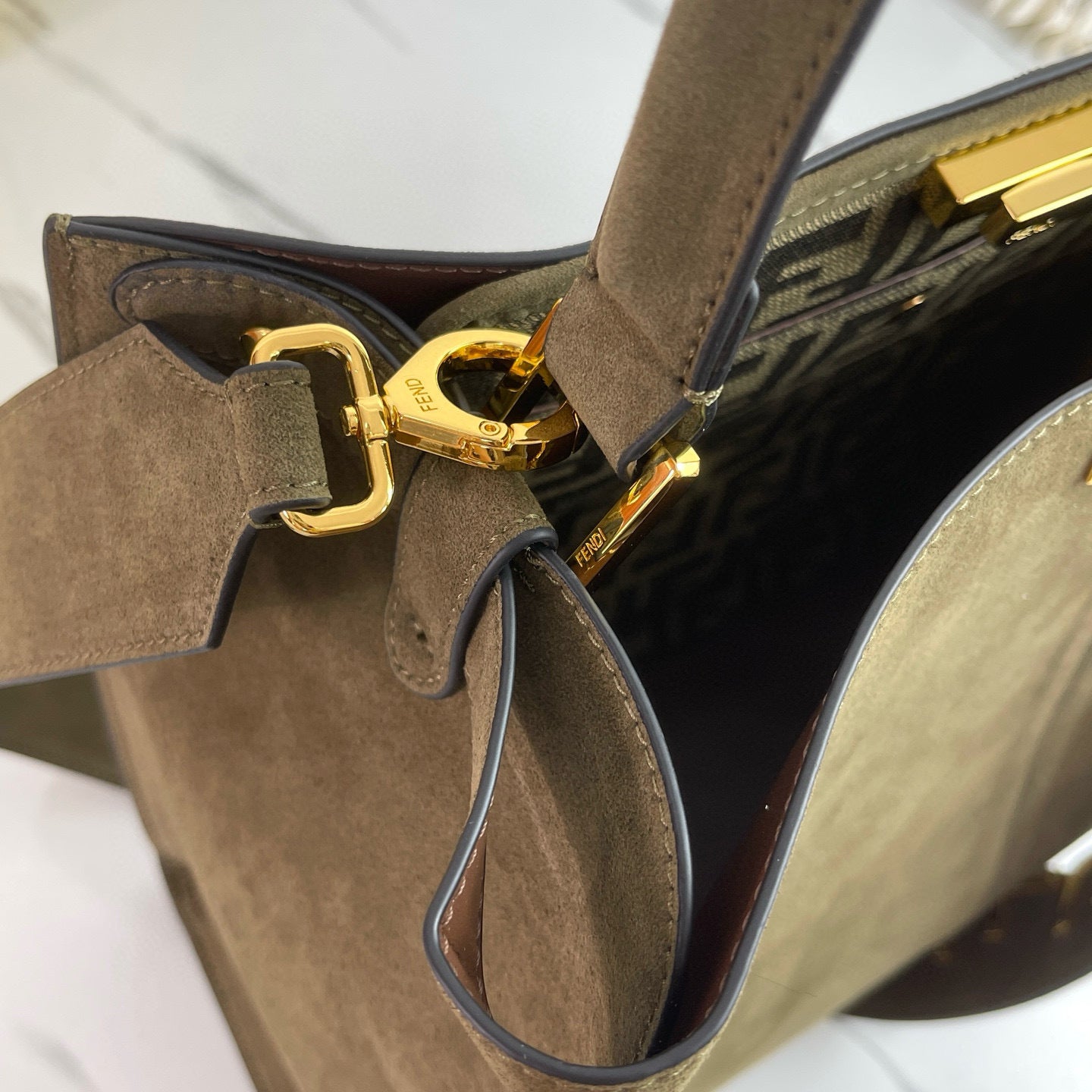 X-Lite Peekaboo Series Handbag