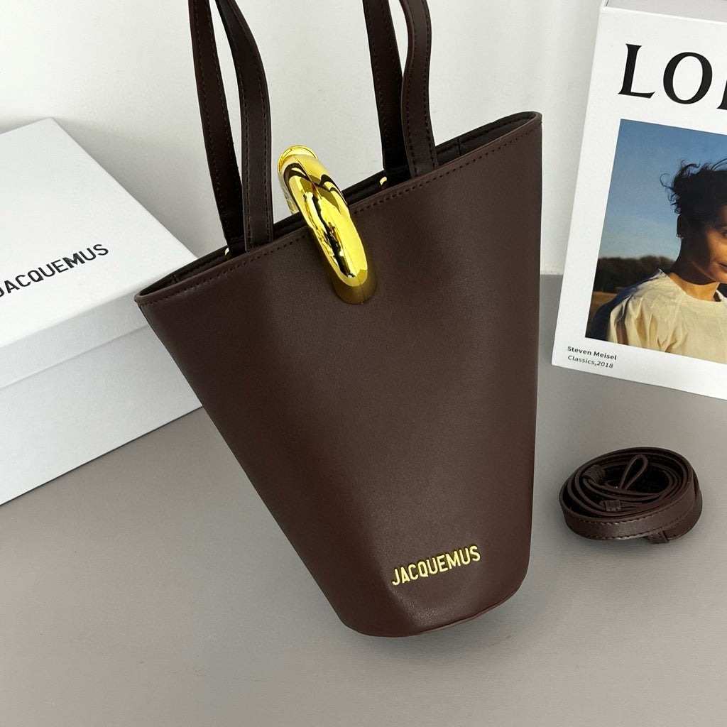 JACQ Bucket Bag