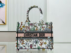 D Book Tote ( WHITE FLORAL)