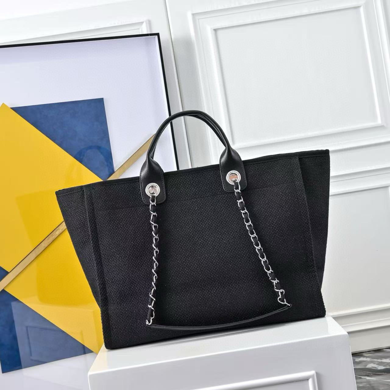 Luxury Canvas Tote (AS3257) – Limited Edition