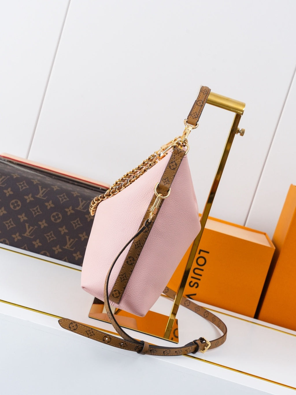 Multipass Bag | Cowhide &amp; Monogram Canvas | Premium Quality