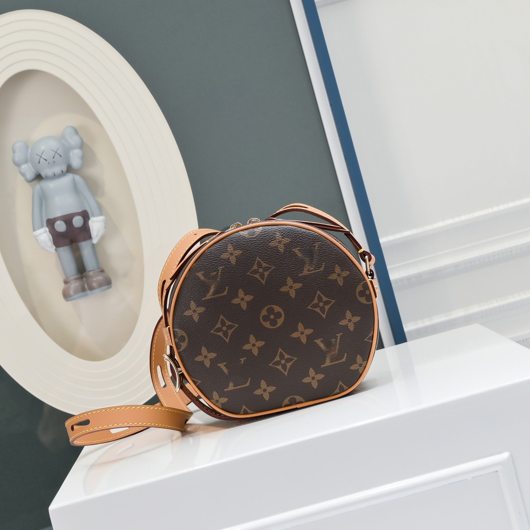 Boite Chapeau Bag (Premium Quality )