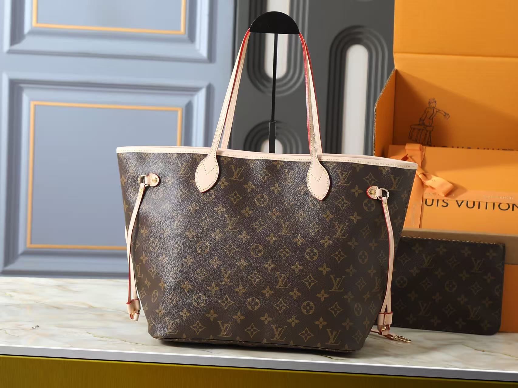 Neverfull MM | Monogram Canvas | Multiple Colorways