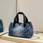 Toujours Travel Bag: Luxury Meets Functionality