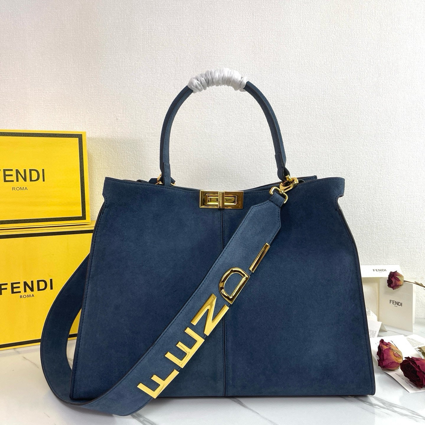 X-Lite Peekaboo Series Handbag