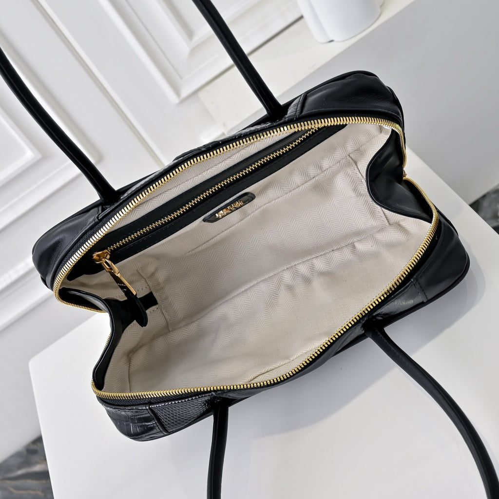 Patchwork Bowling Bag – Versatile & Unique Design