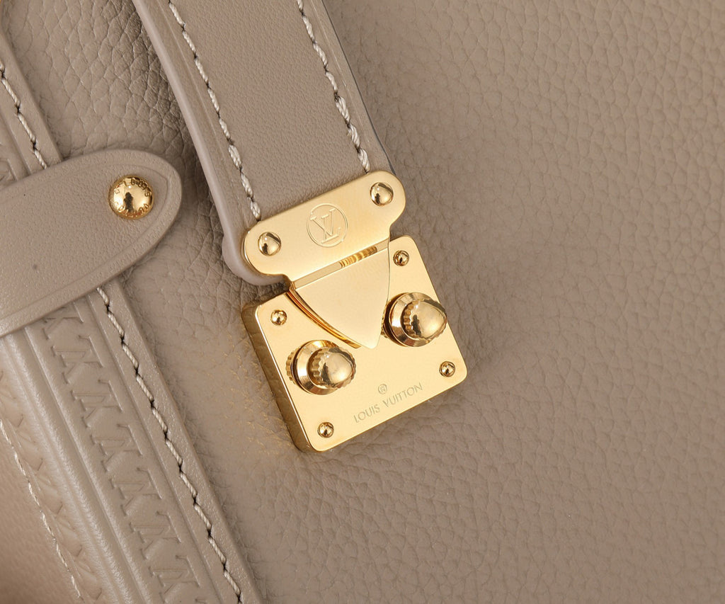 Side Trunk Medium Handbag (Premium Quality)