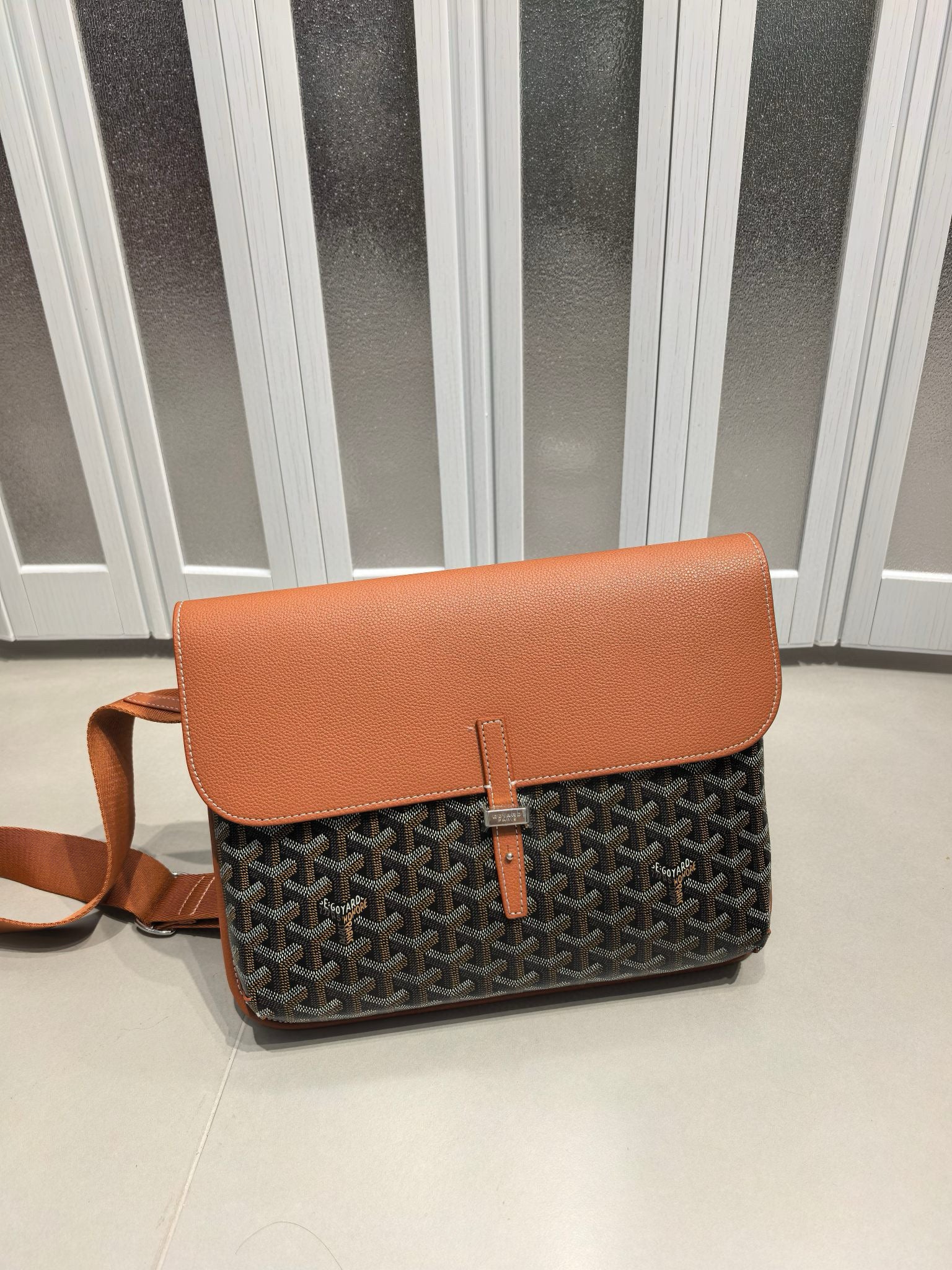 GOY Coursier Crossbody Messenger Bag