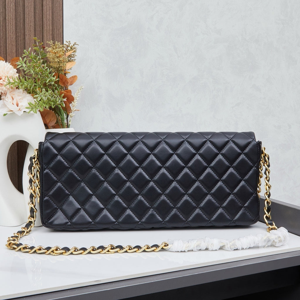 24A Maxi Baguette Clutch — Artisan Leather