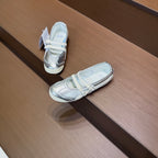 Tiger Low-Top Sneaker