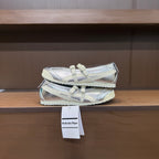 Tiger Low-Top Sneaker
