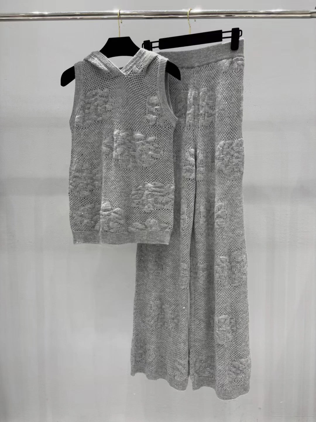 Open-Knit Floral Texture set