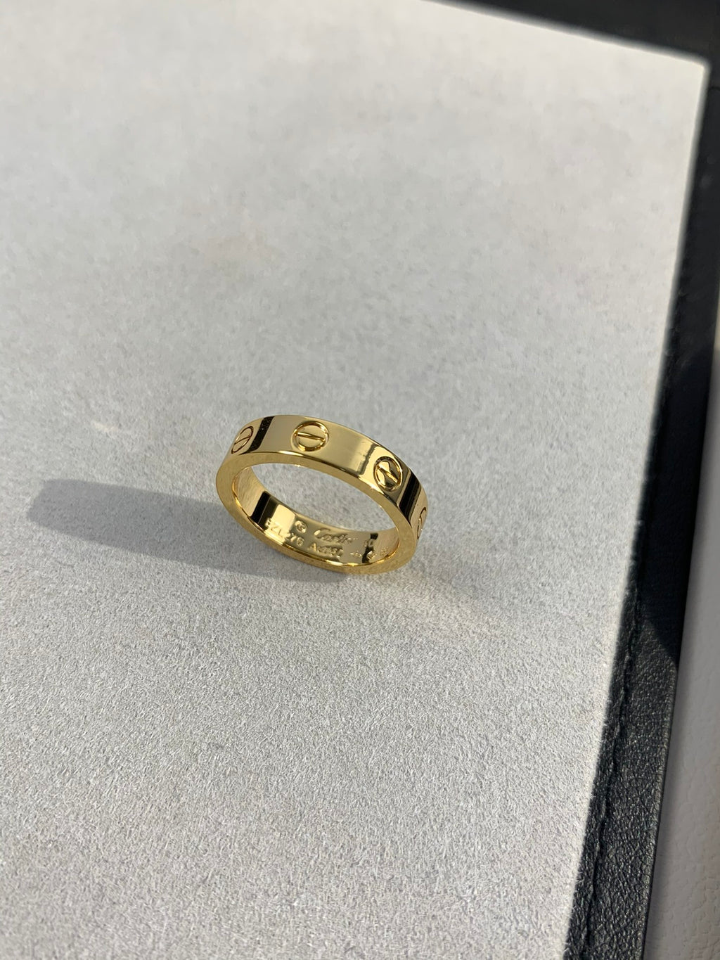 Love Band – Love ring 💍