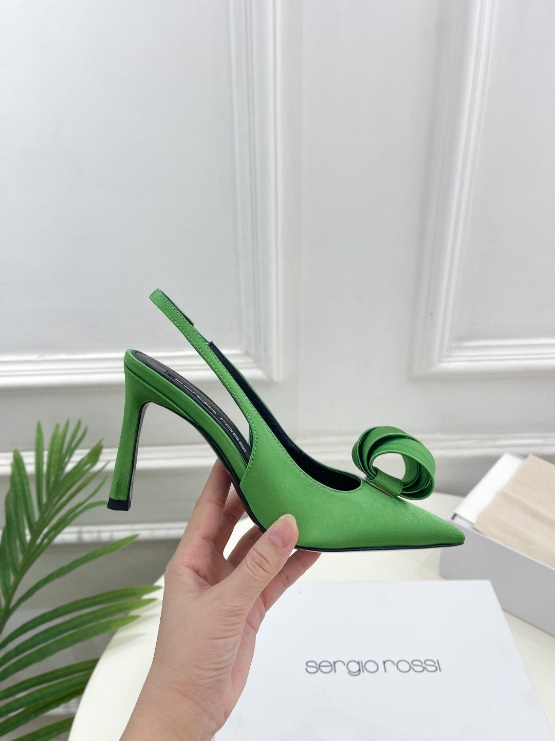 SR Rolled-Flower Toe High-Heeled Silk Sandals