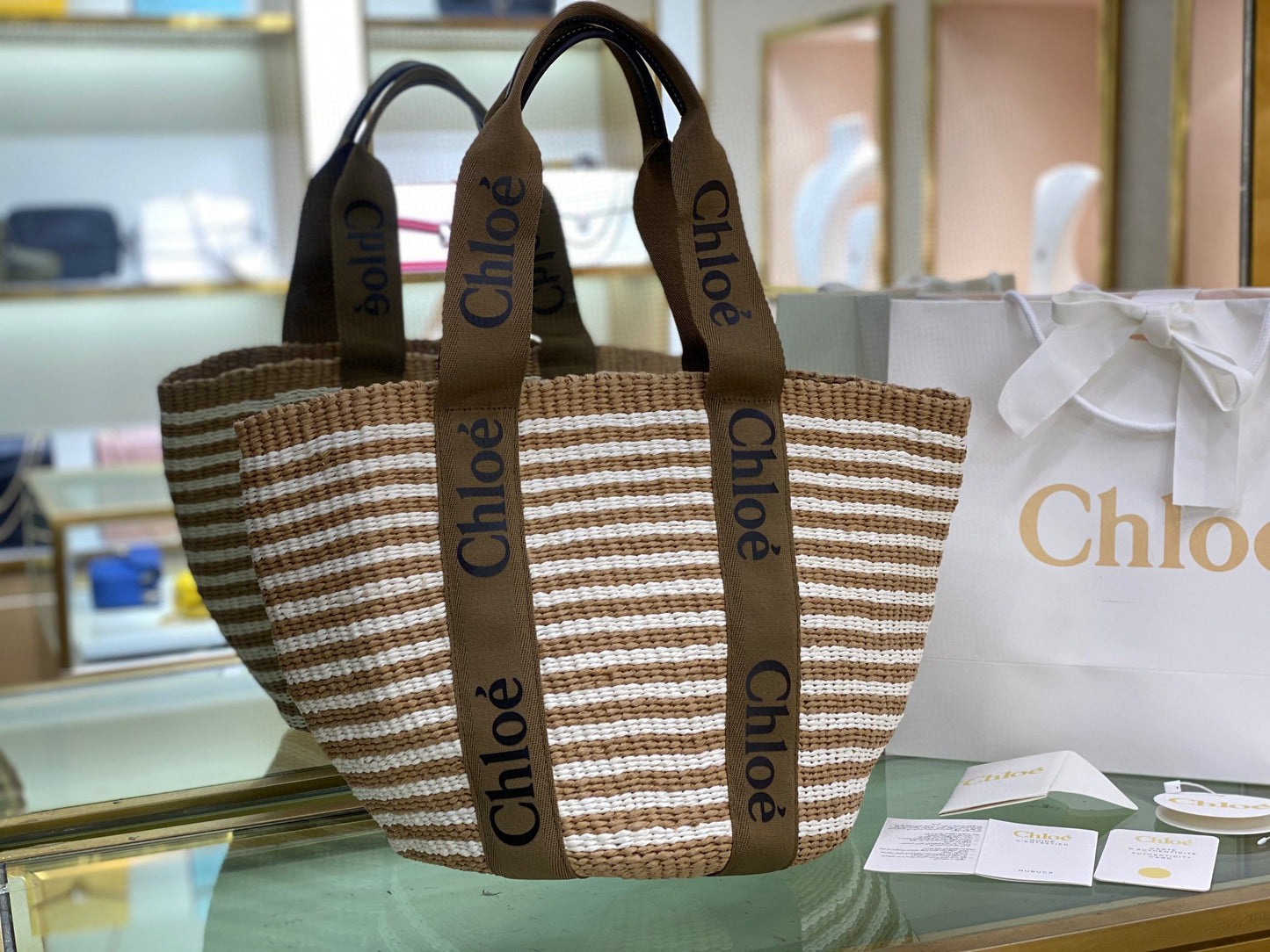 CHL*OE LARGE WOODY TOTE BAG IN NATURAL FIBERS