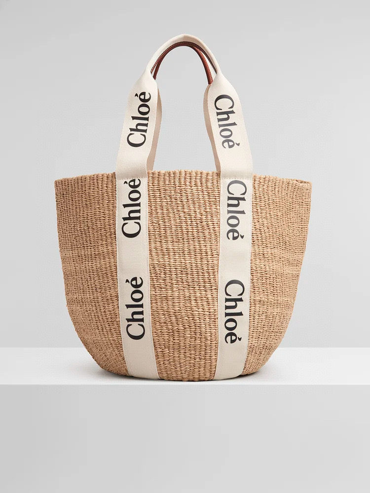 CHL*OE LARGE WOODY TOTE BAG IN NATURAL FIBERS