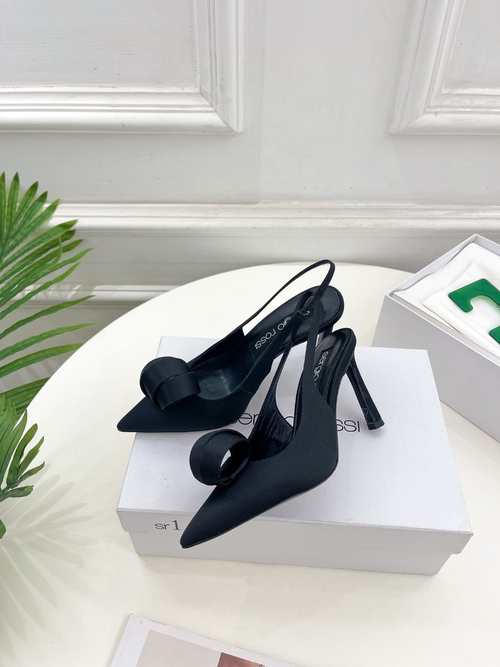 SR Rolled-Flower Toe High-Heeled Silk Sandals