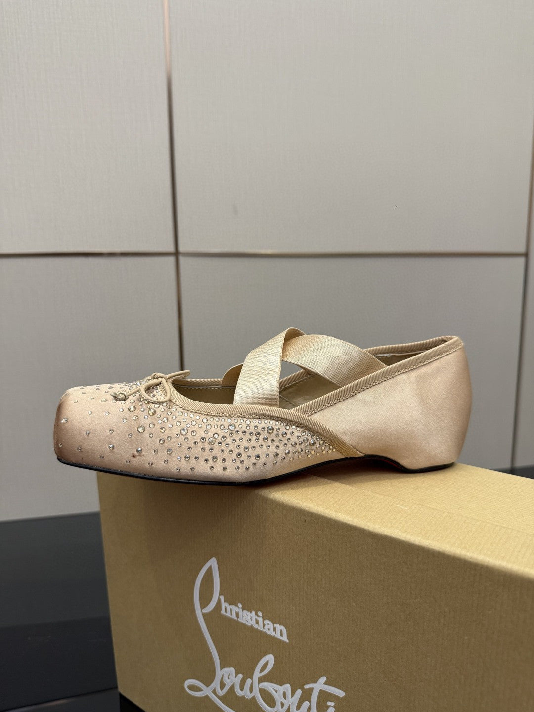 CL25WF – Rhinestone Bow Flat Ballerina