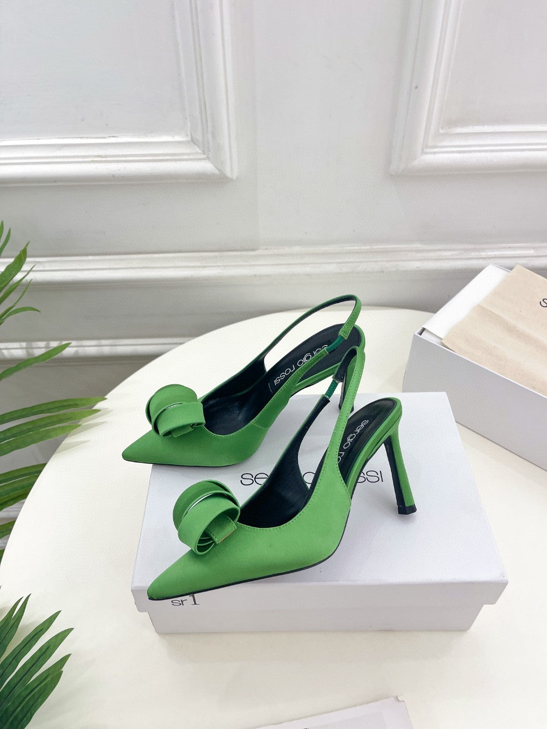 SR Rolled-Flower Toe High-Heeled Silk Sandals